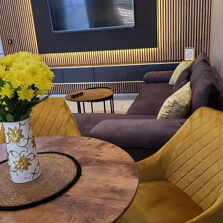 Dinlux Apartment *