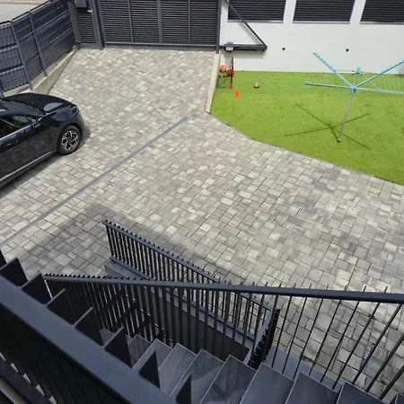 Appartement Dinlux Maribor