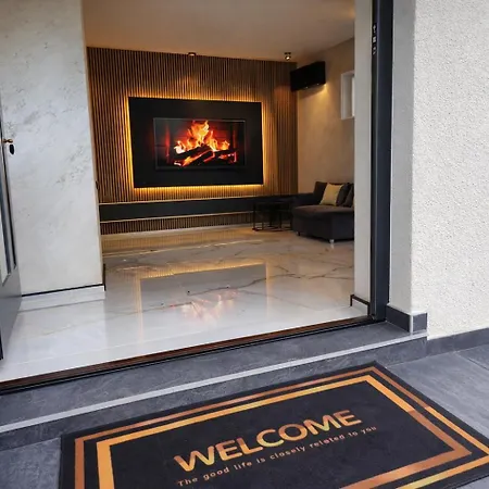 Dinlux Luxury 아파트 *